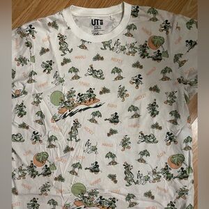 Mickey Mouse x Uniqlo Aloha t-shirt